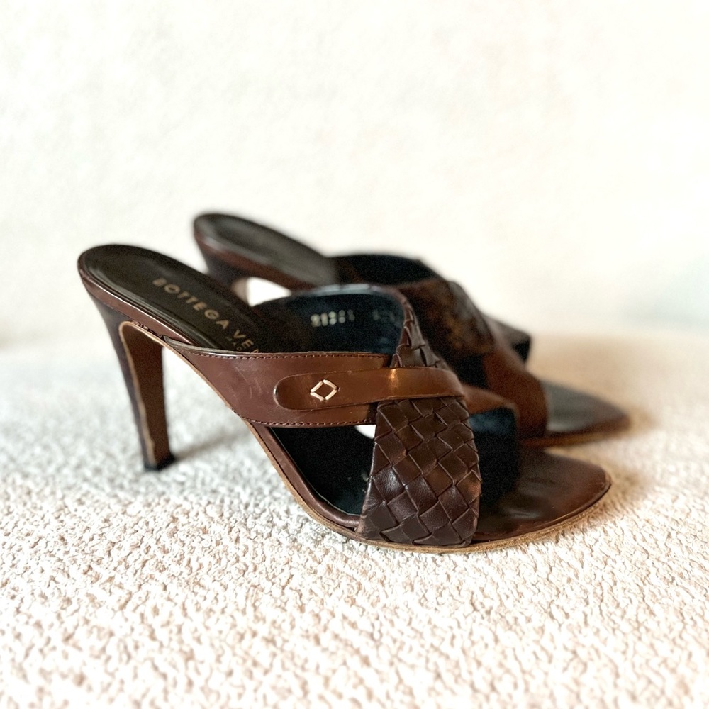 Vintage Bottega Veneta Intrecciato Leather Heeled Sandals